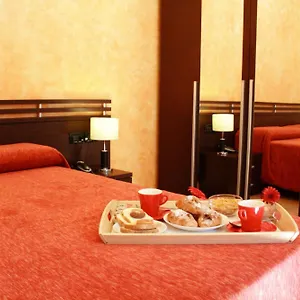 San Max Hotell