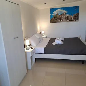 Bed & Breakfast House Il Quadrifoglio Airport Fontanarossa, Catania